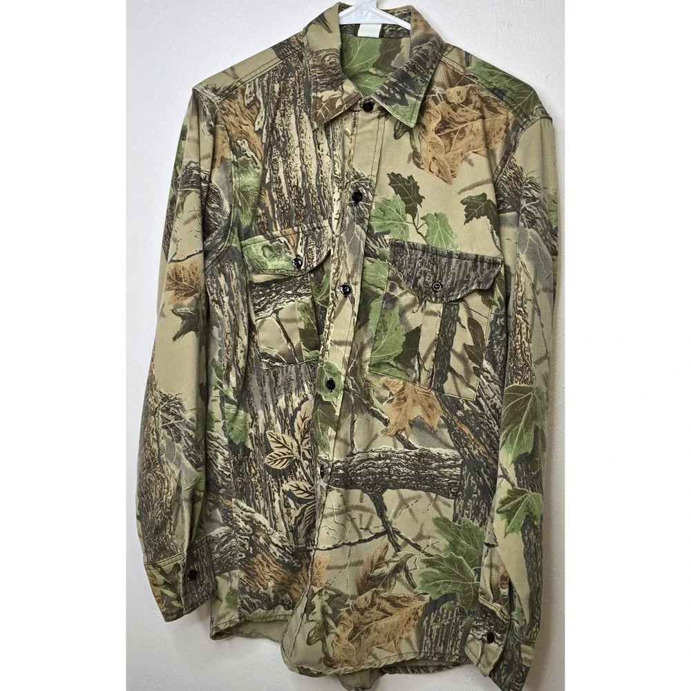 Vintage CLASSICS Medium Tree Bark Camo‎ Hunting Shirt RealTree -2701